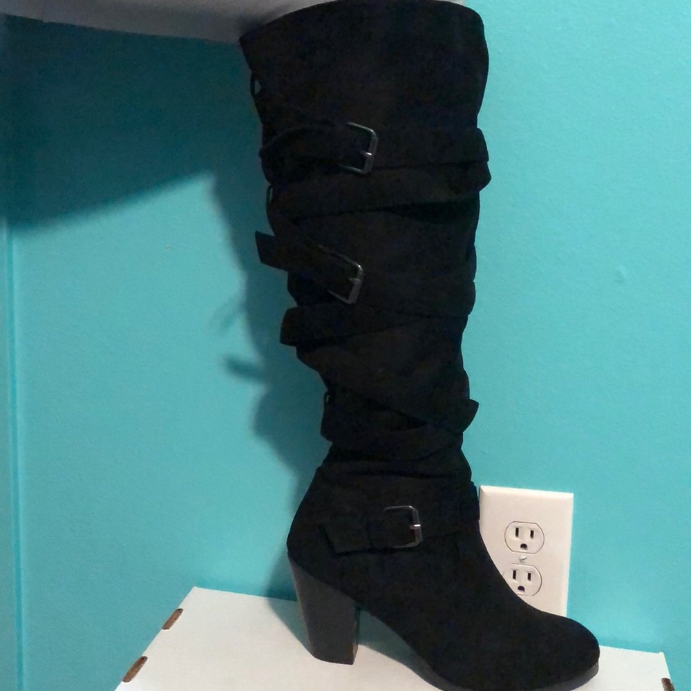 Torrid knee high boots